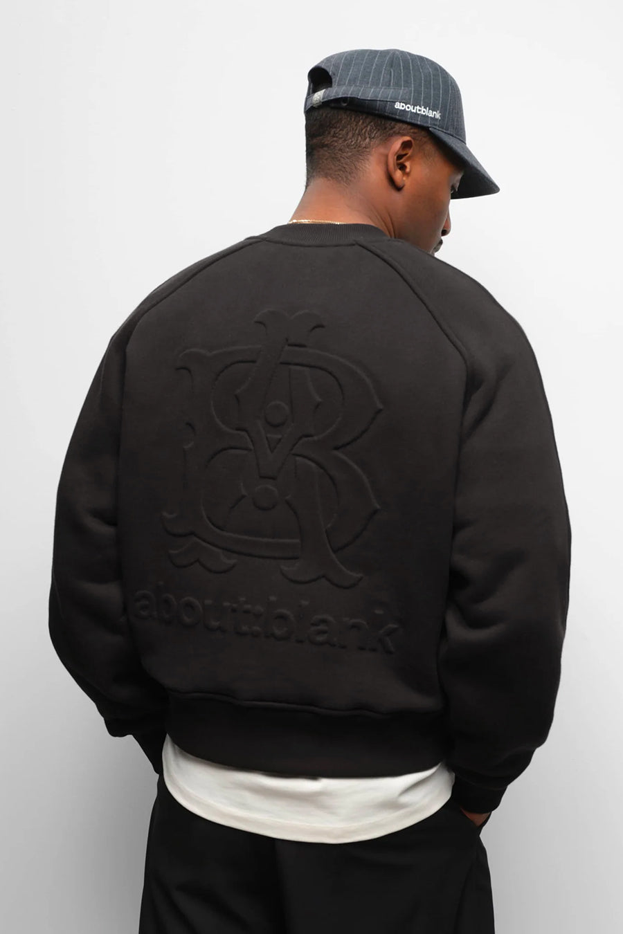 about:blank - SWEAT-SHIRT INSIGNIA NOIR - LE LABO STORE