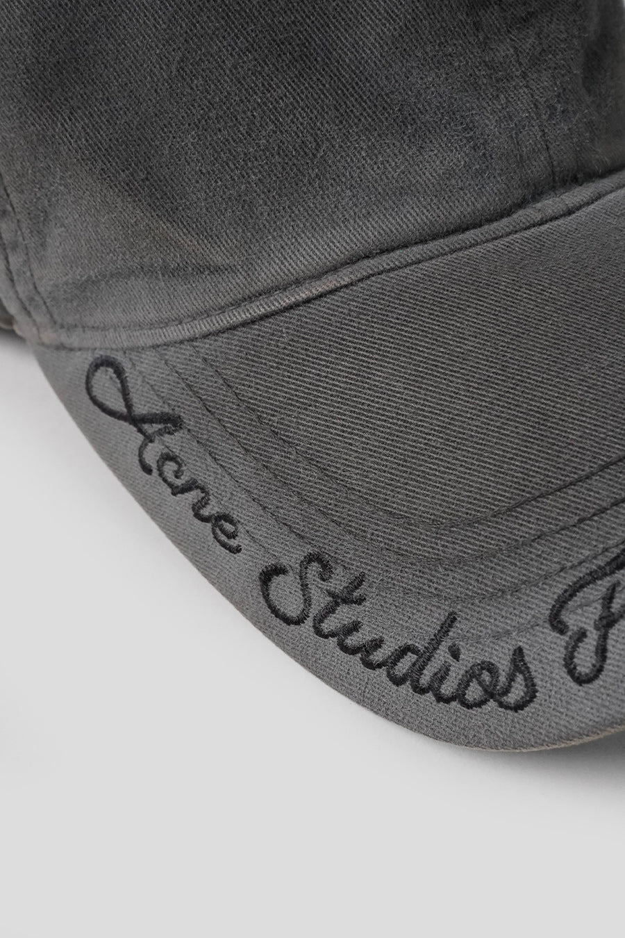 ACNE STUDIOS - CASQUETTE LOGO GRIS FONCÉ - LE LABO STORE