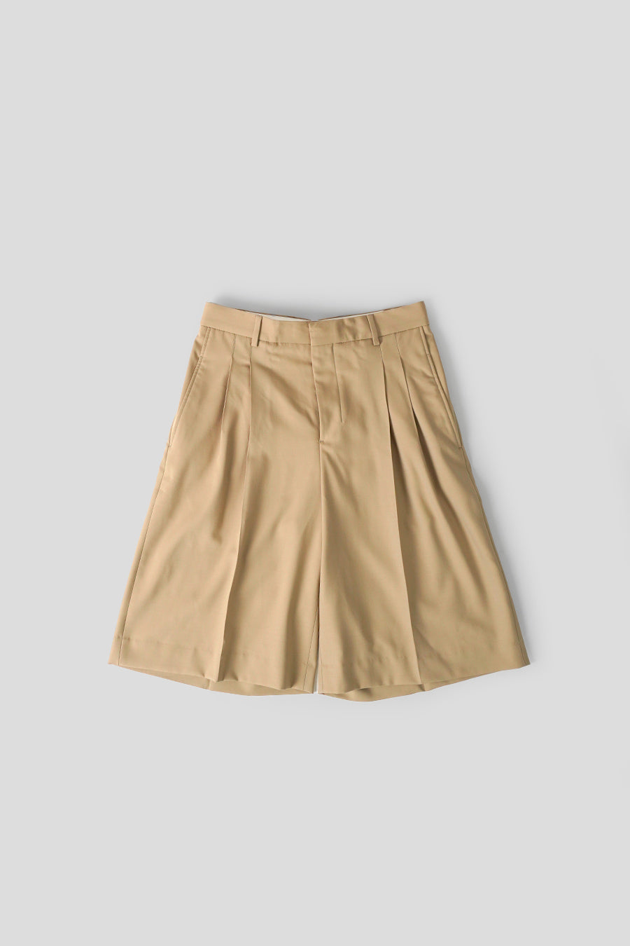AMI PARIS - BERMUDA LOW WAIST WIDE BEIGE TAUPE - LE LABO STORE