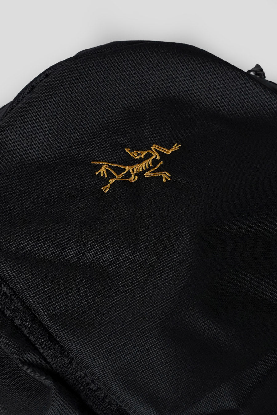 Arc'teryx - SAC À DOS MANTIS 26 NOIR - LE LABO STORE