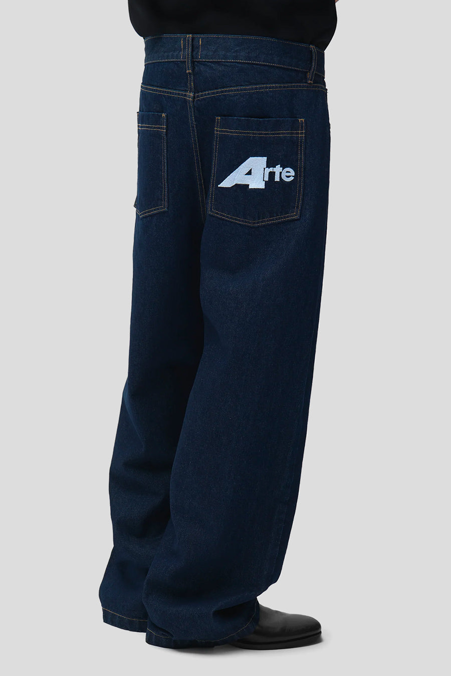 Arte - DENIM DARK RECEIPT BACK JEAN - LE LABO STORE