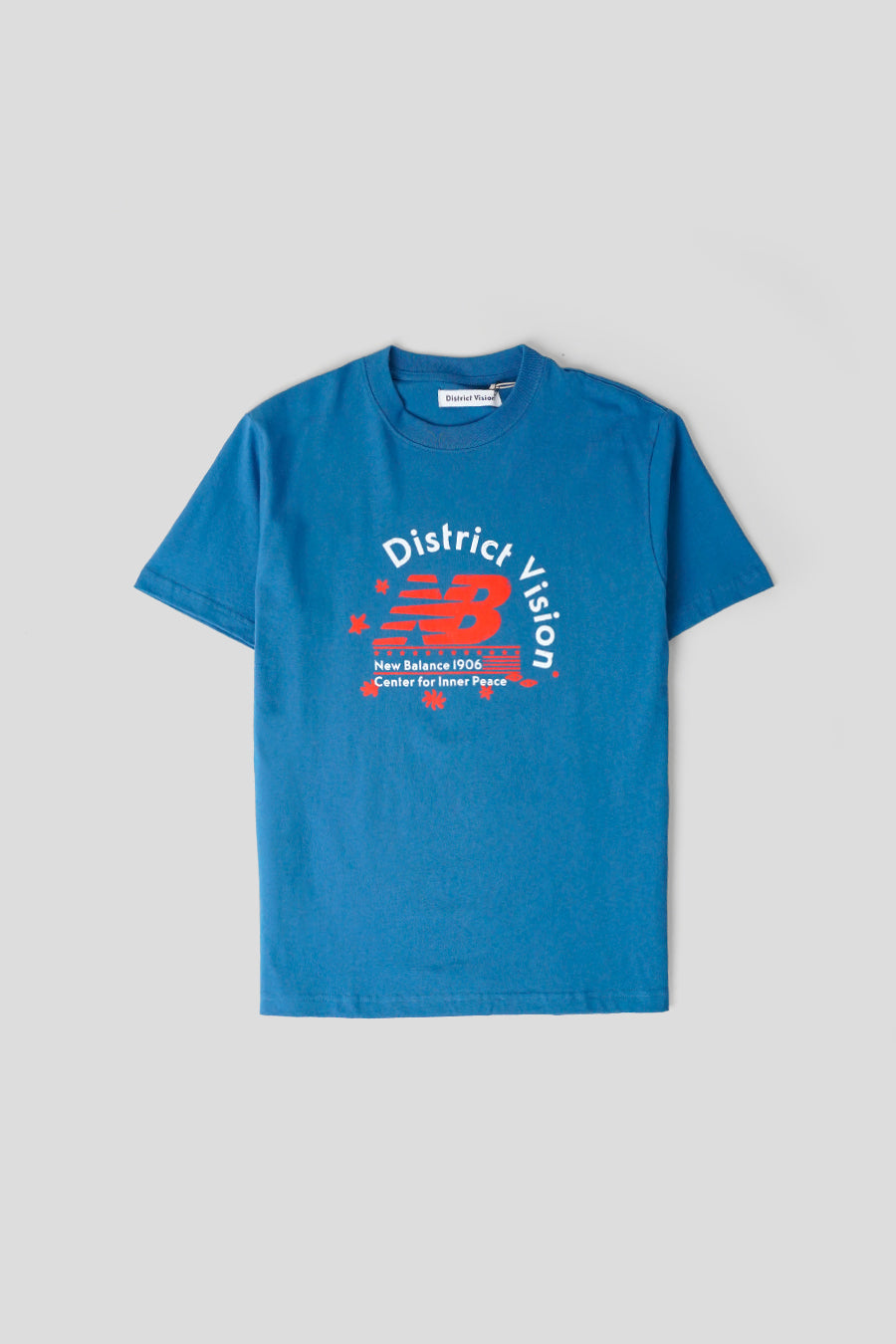 DISTRICT VISION - T-shirt en coton Californien DV + NB bleu vintage - LE LABO STORE