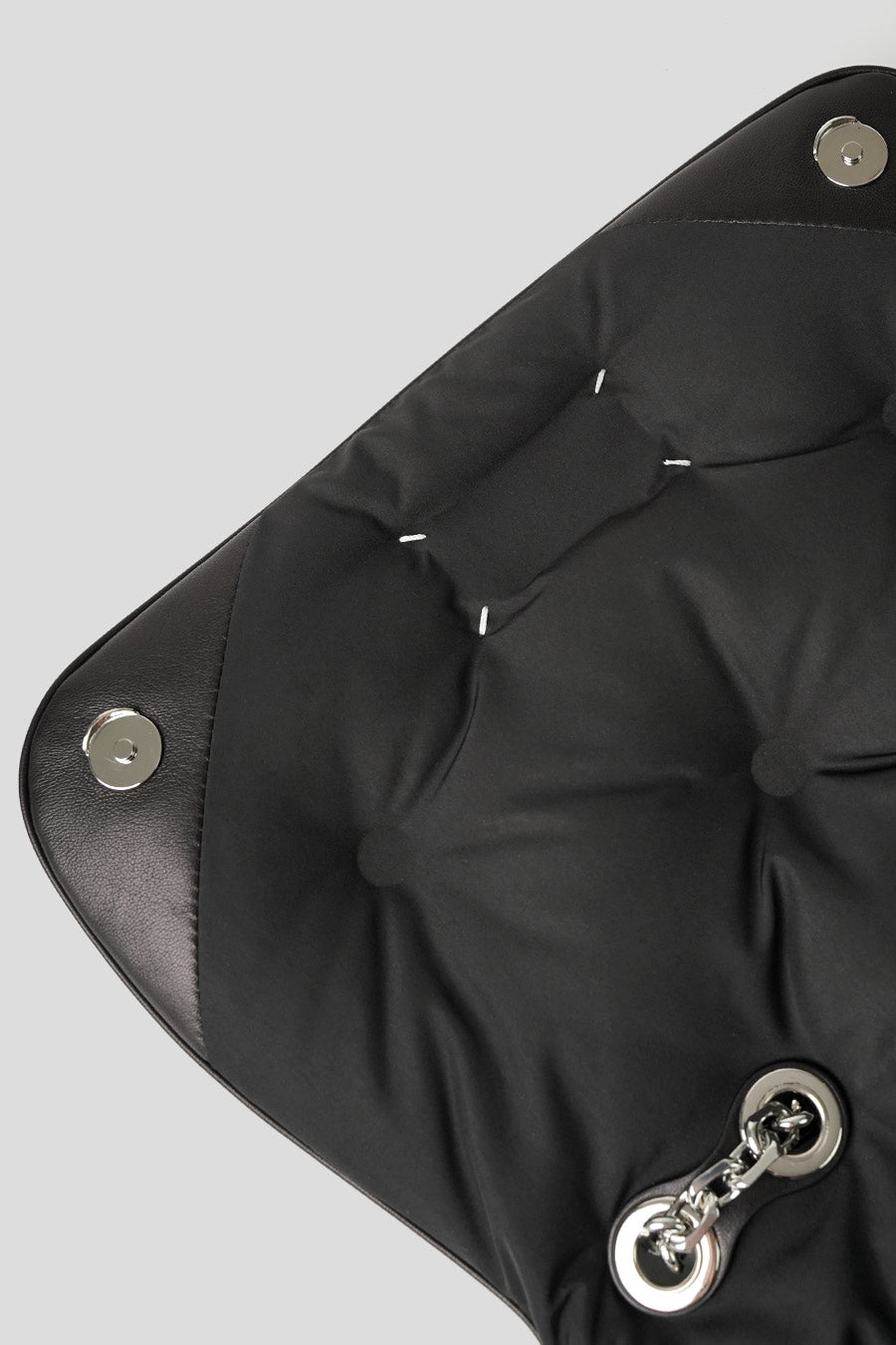 Maison Margiela - BLACK MEDIUM GLAM SLAM BAG - LE LABO STORE