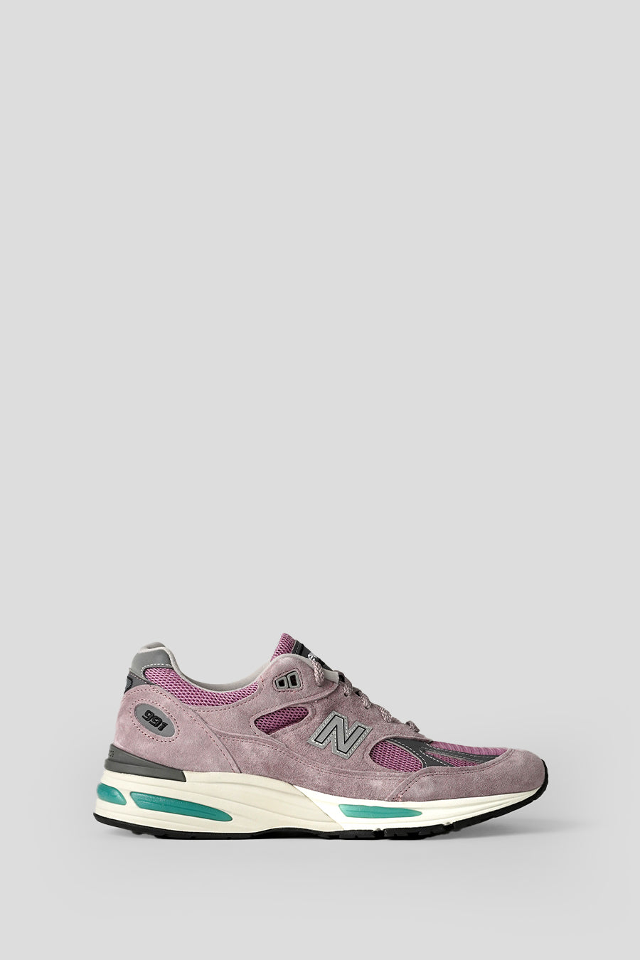 NEW BALANCE - SNEAKERS 991v2 MADE IN UK POLIGNAC, TOADSTOOL ET SILVER - LE LABO STORE