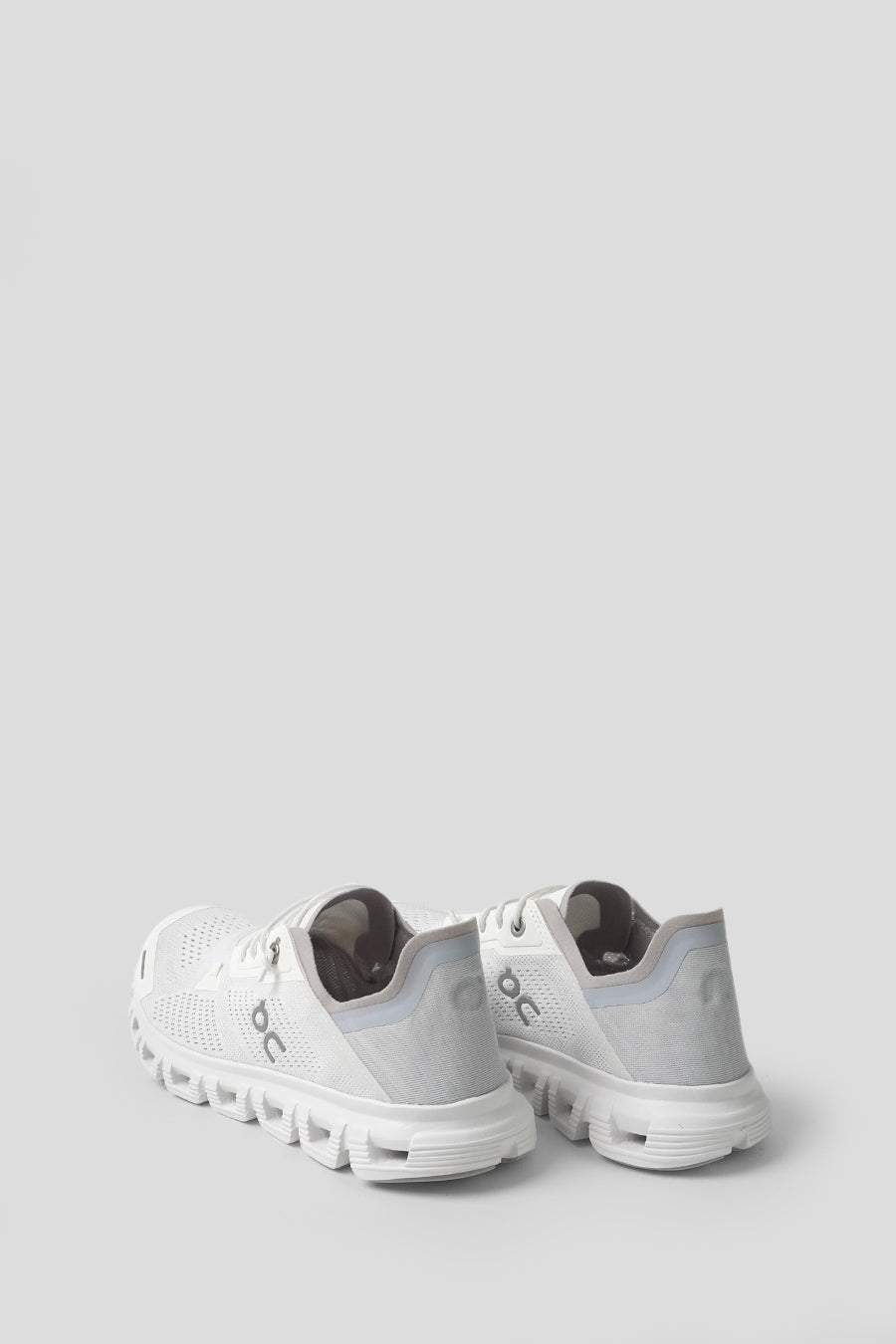 ON - WHITE AND GLACIER CLOUD 6 COAST SNEAKERS - LE LABO STORE