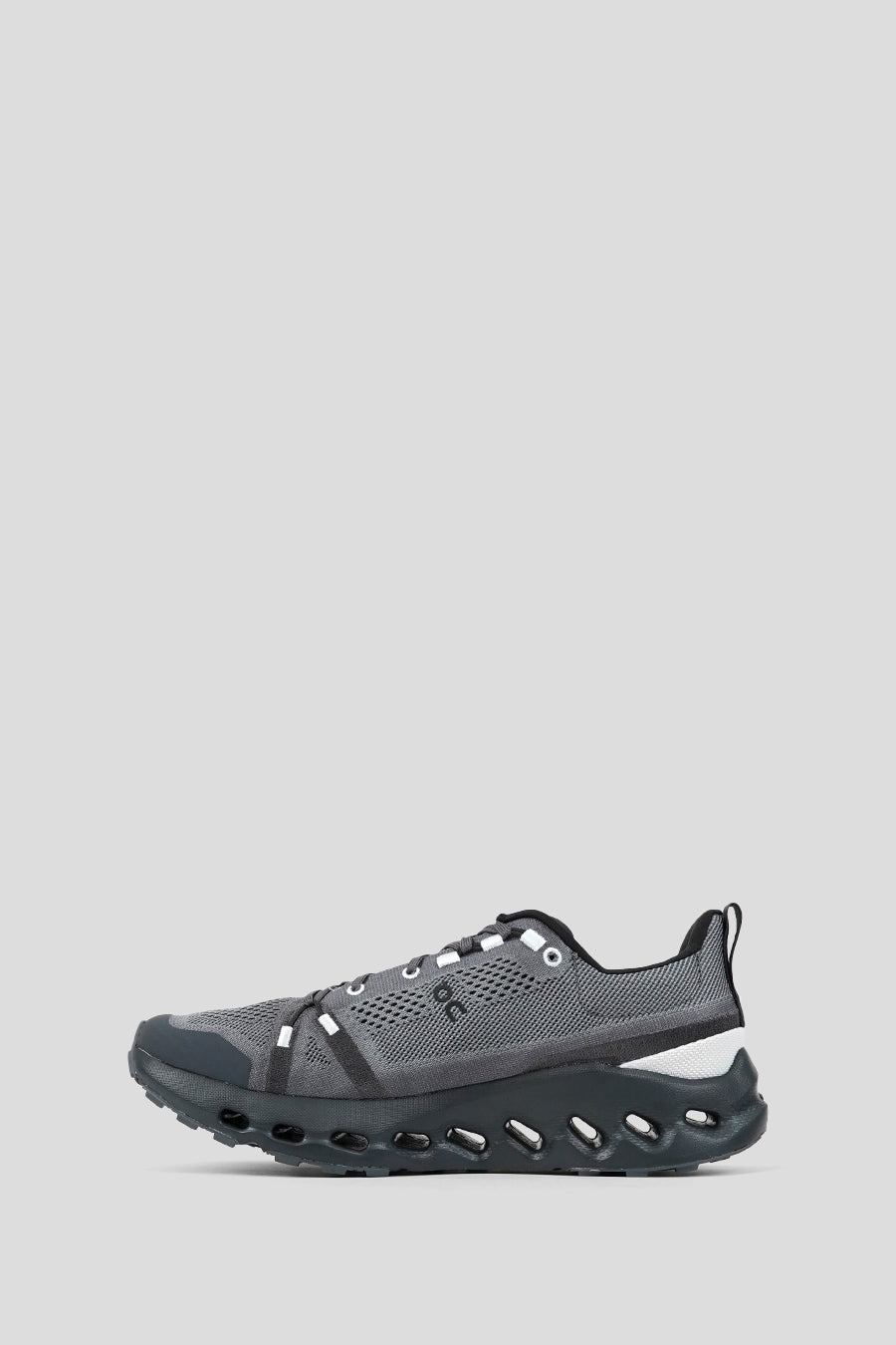 ON - SNEAKERS CLOUDSURFER TRAIL ECLIPSE ET BLACK - LE LABO STORE