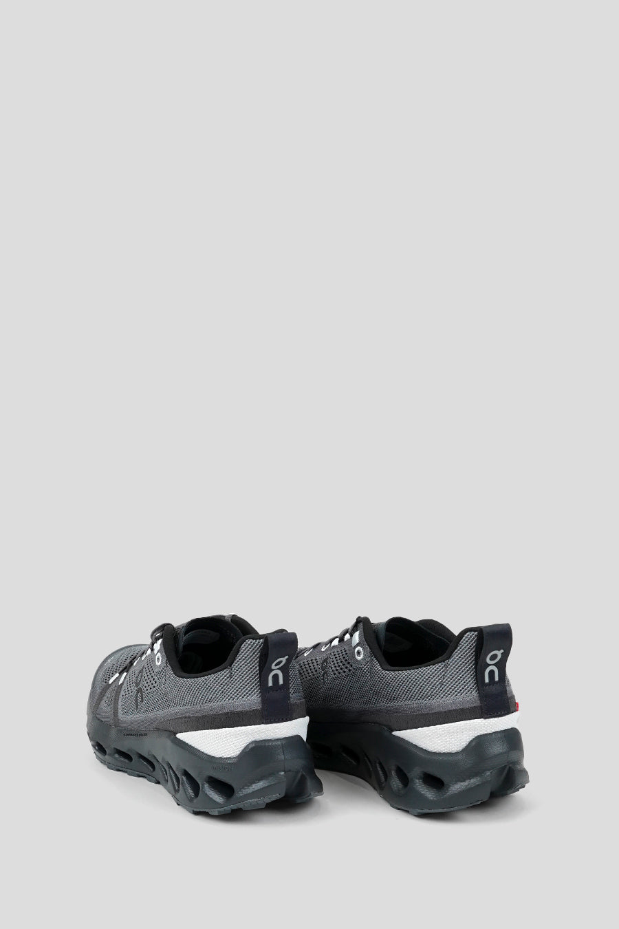 ON - SNEAKERS CLOUDSURFER TRAIL ECLIPSE ET BLACK - LE LABO STORE