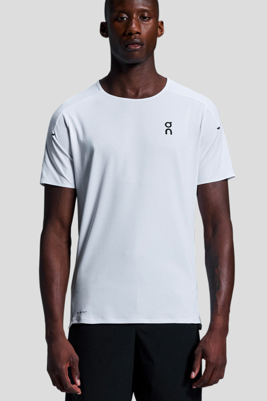 ON - T-SHIRT PERFORMANCE BLANC ET ARGENT - LE LABO STORE