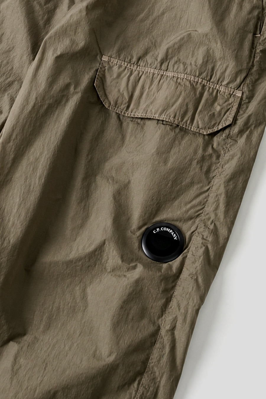 CP COMPANY - PANTALON CHROME-R REGULAR CARGO GRIS - LE LABO STORE