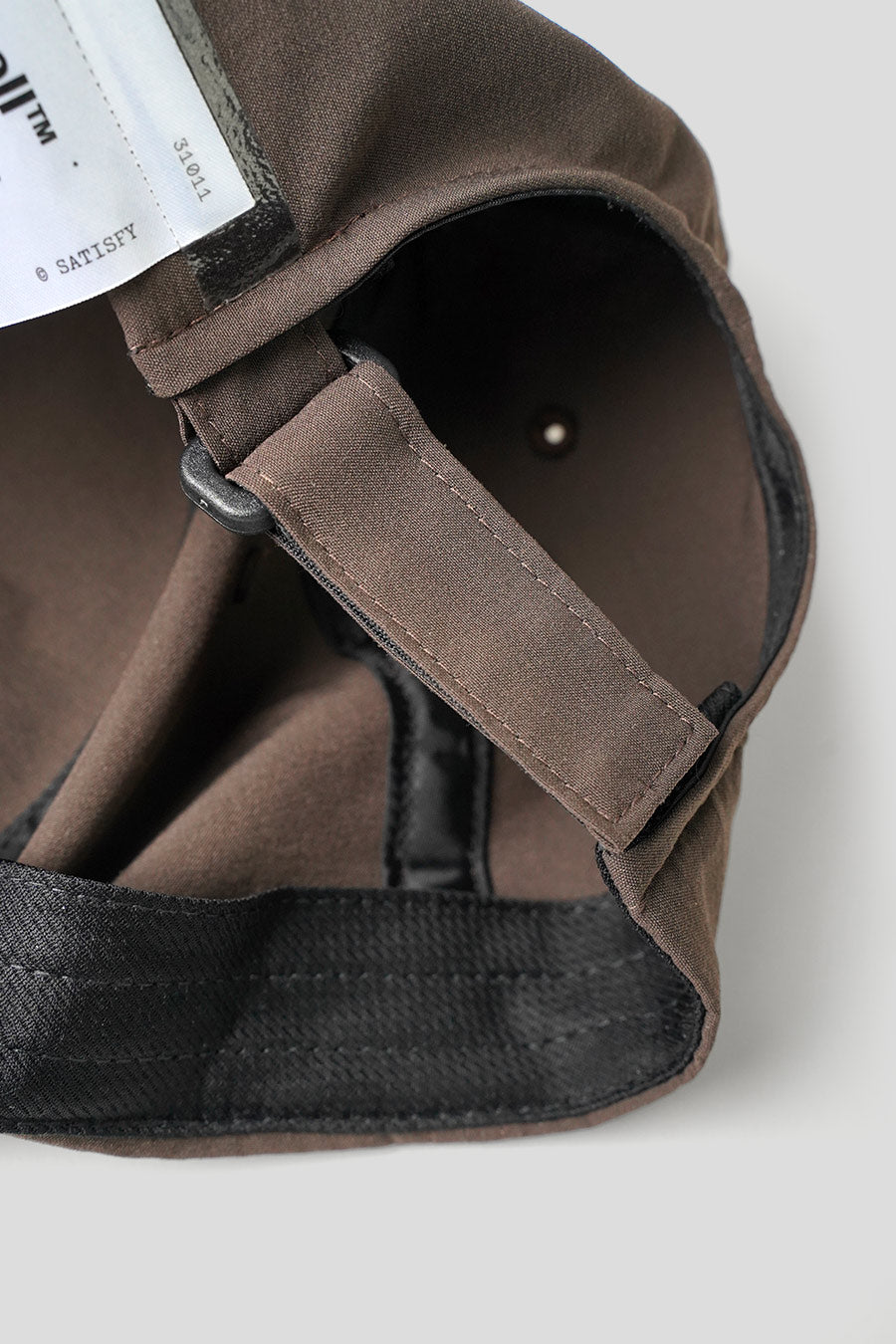 SATISFY - BROWN PEACESHELL 5 PANEL PINCH CAP - LE LABO STORE