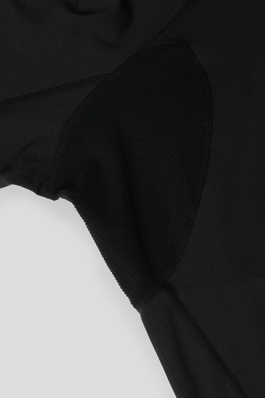 SATISFY - BLACK GHOSTFLEECE HALF-ZIP SWEATS - LE LABO STORE