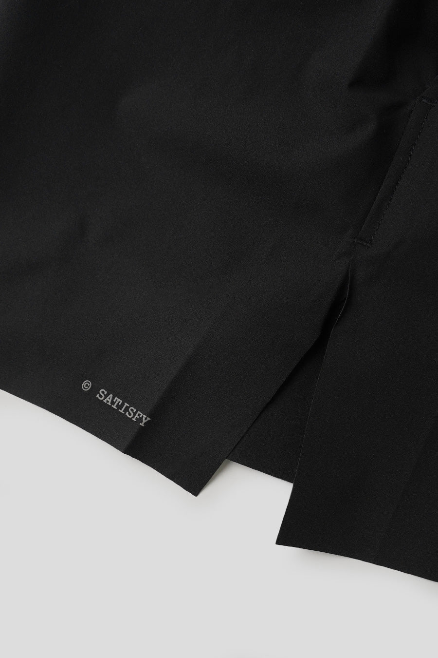 SATISFY - SHORT PEACESHELL 5 UNLINED NOIR - LE LABO STORE