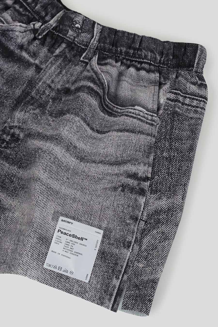 SATISFY - BLACK DENIM PEACESHELL 5 SHORT - LE LABO STORE