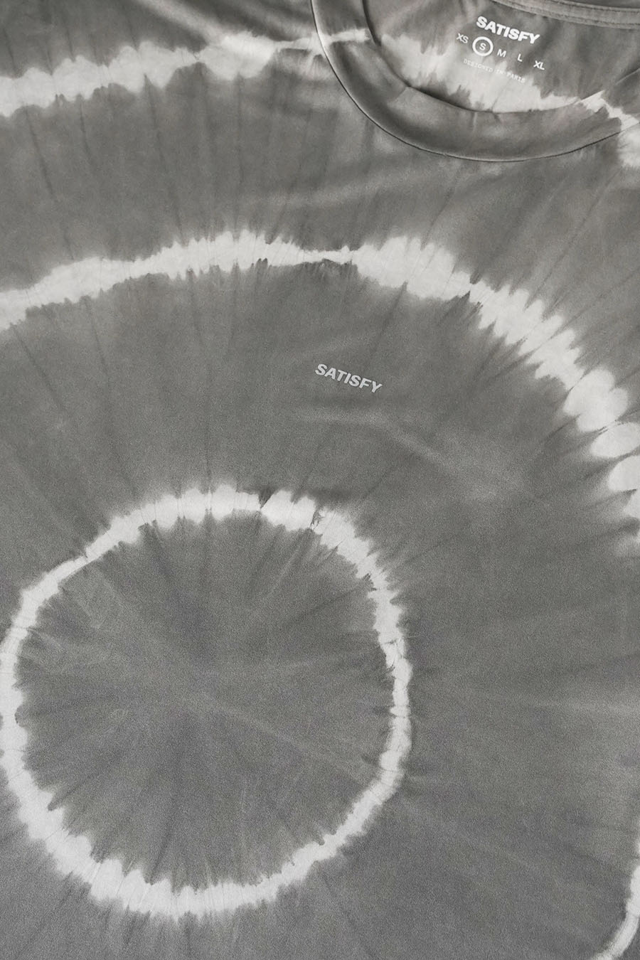 SATISFY - STONE MOUTAIN TIE DYE AURALITE T-SHIRT - LE LABO STORE