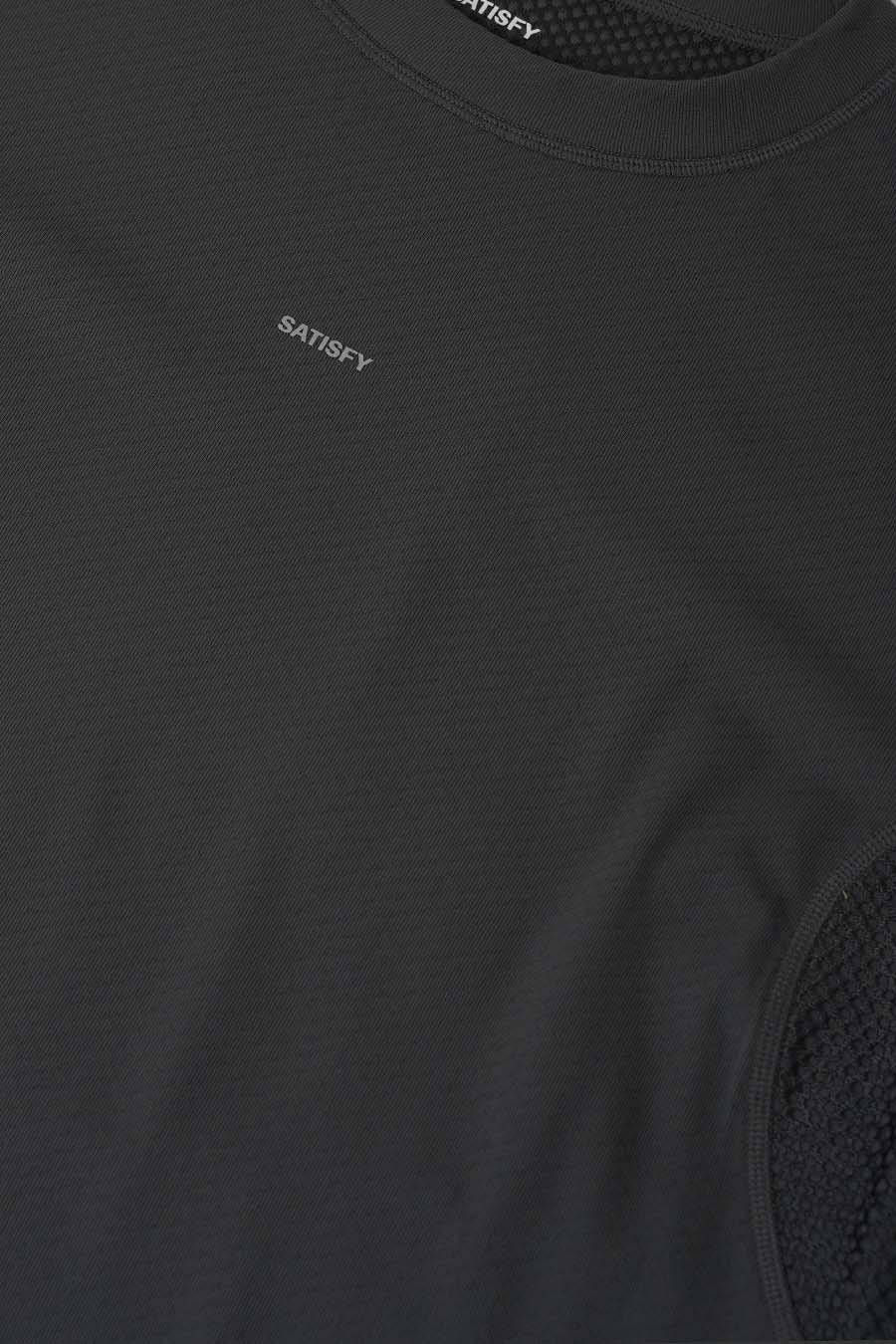 SATISFY - DARK SHADOW FUZZFLEECE OCTA T-SHIRT - LE LABO STORE