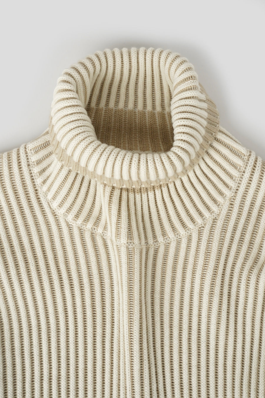 Stone Island - COL ROULÉ CÔTELÉ BLANC NATUREL - LE LABO STORE