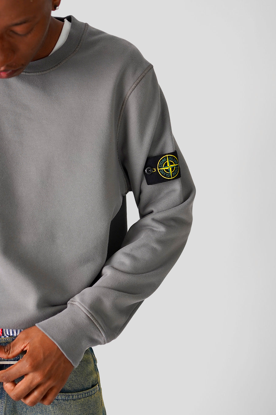 Stone Island - SWEAT-SHIRT CIMENT - LE LABO STORE