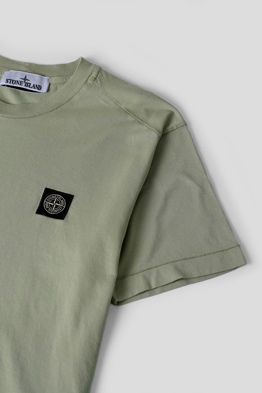 Stone Island - T-SHIRT COMPASS SLIM VERT SAUGE - LE LABO STORE
