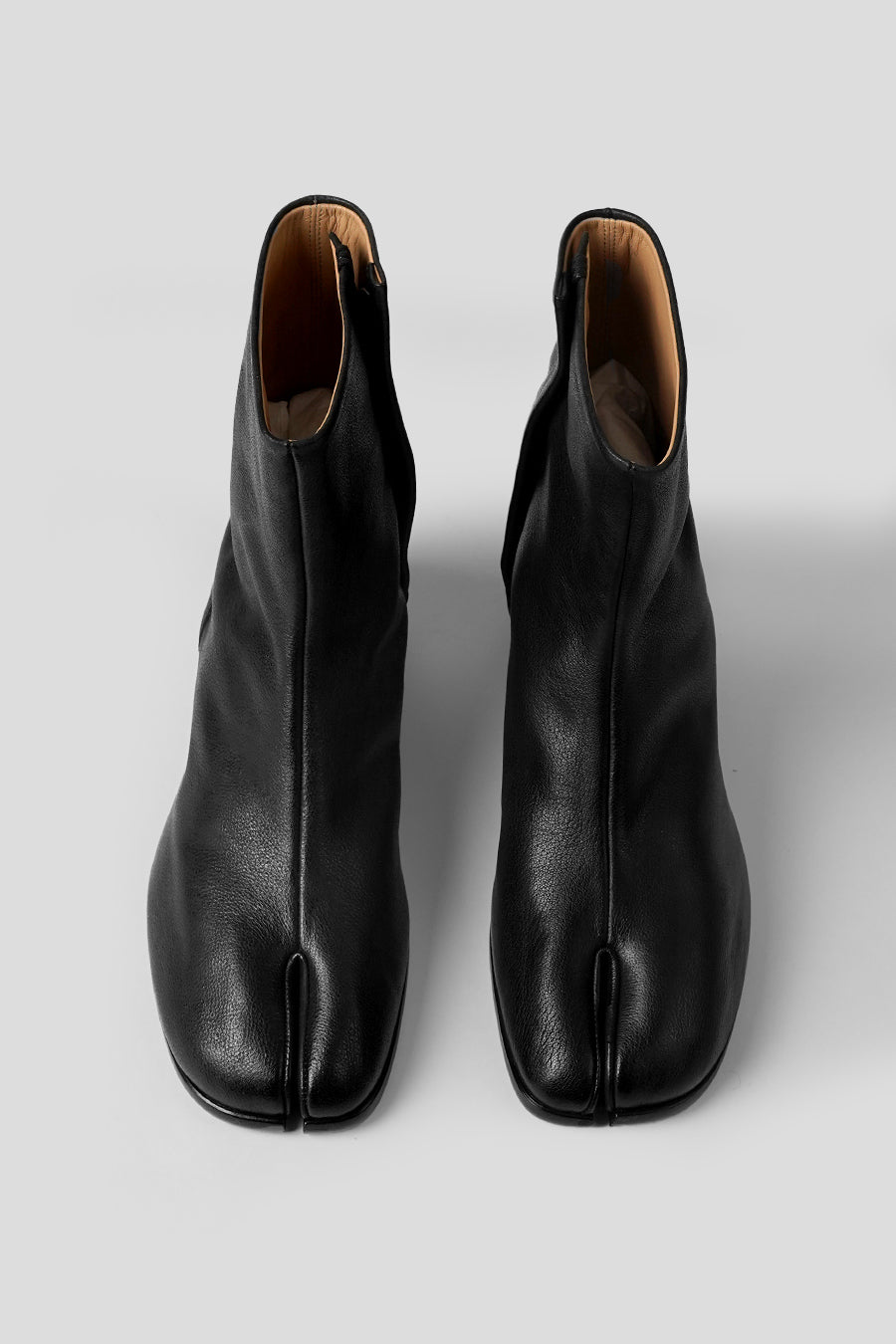 Maison Margiela - BLACK TABI ANKLE BOOTS - LE LABO STORE