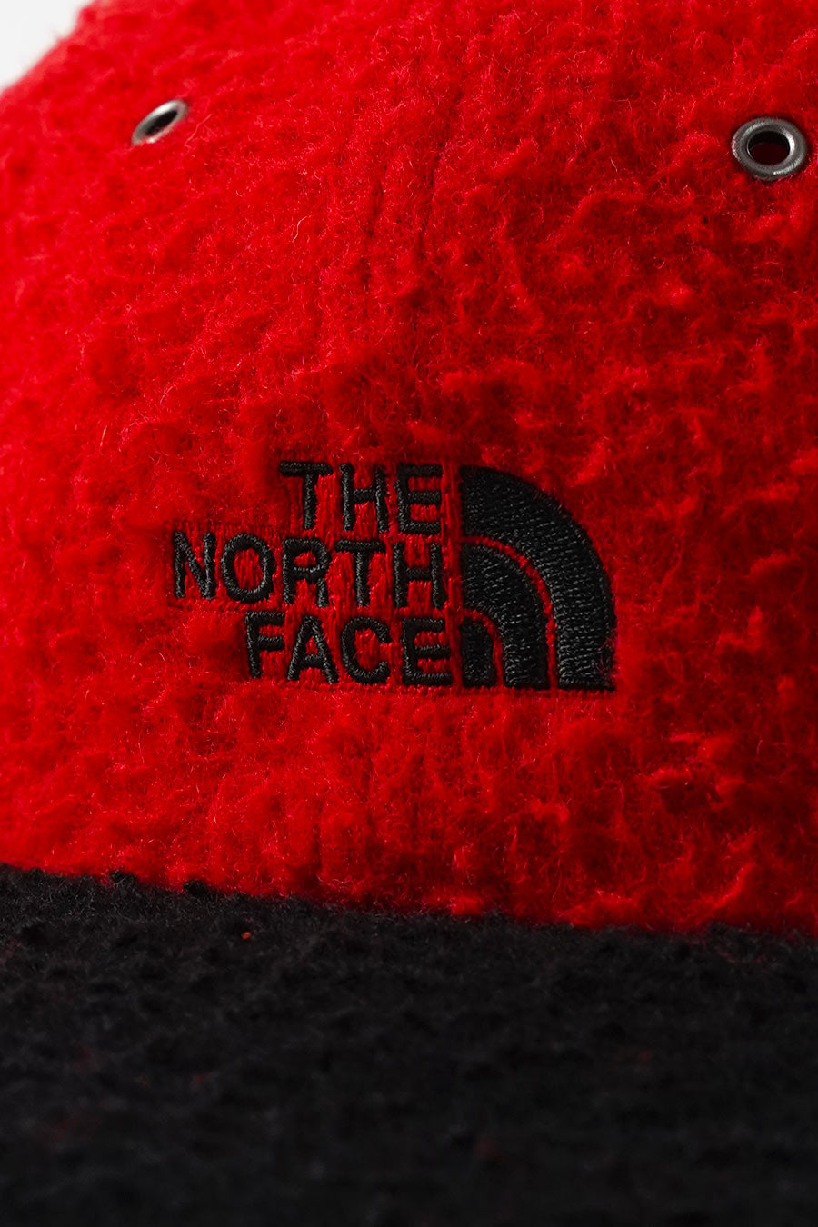 The North Face - CASQUETTE EN LAINE CASENTINO ROUGE ET NOIR - LE LABO STORE