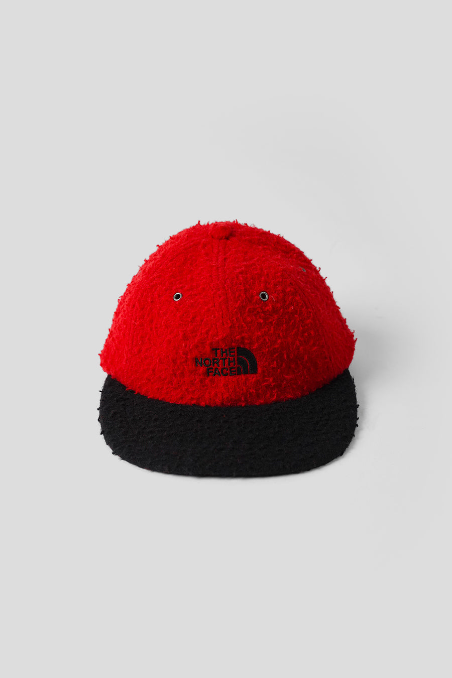 The North Face - CASQUETTE EN LAINE CASENTINO ROUGE ET NOIR - LE LABO STORE