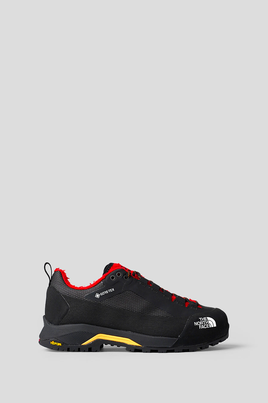 The North Face - CHAUSSURES VERTO ALPINE GTX CASENTINO ROUGE ET NOIRE - LE LABO STORE