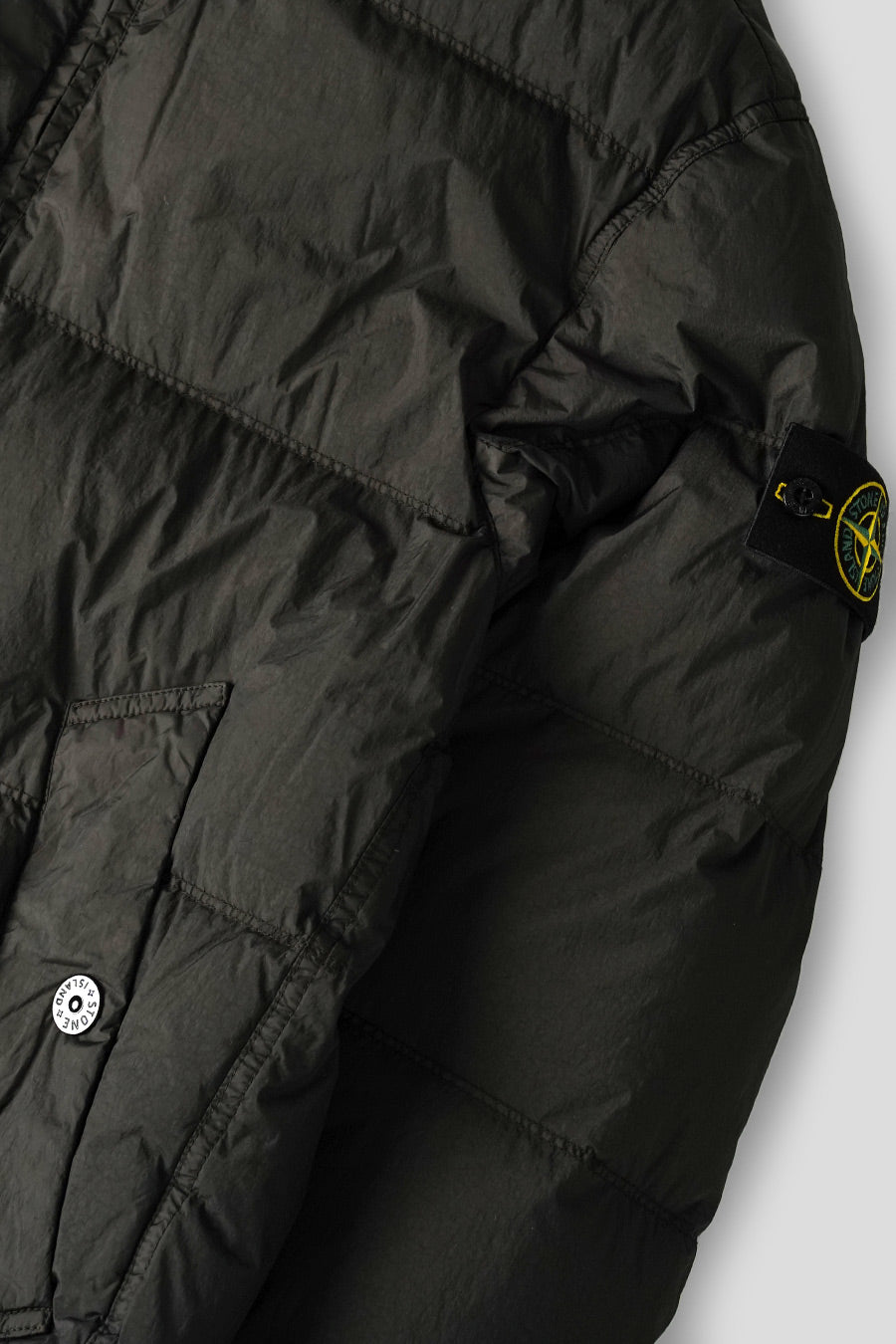 Stone Island - DOUDOUNE CRINKLE REPS NY HOODED GRIS CHARBON - LE LABO STORE